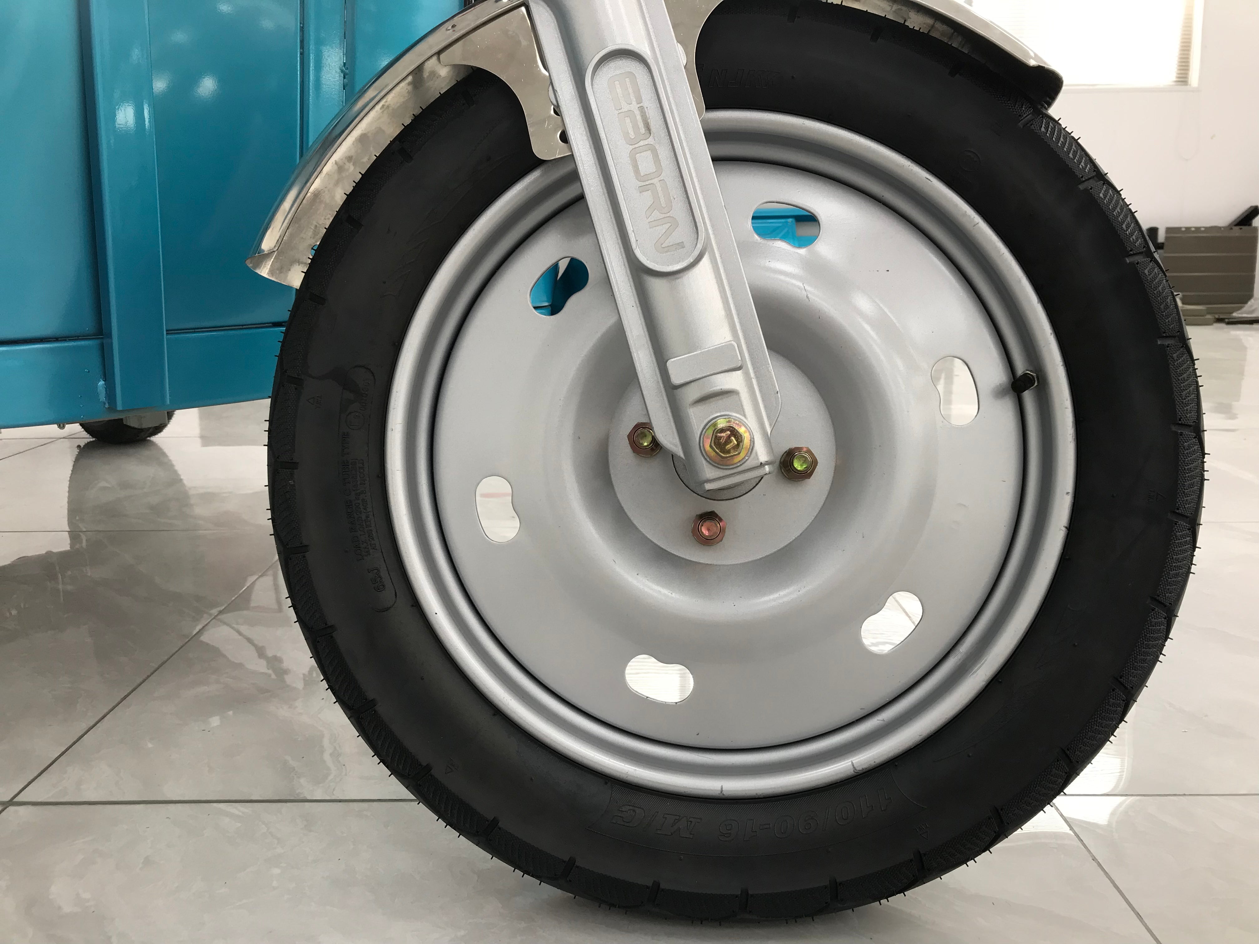 Eborn Cargo Cat 2 V2